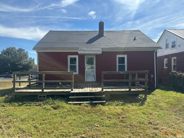 1233 11th Street, Tell City, IN 47586