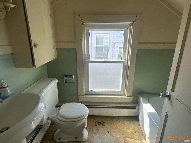 1233 11th Street, Tell City, IN 47586