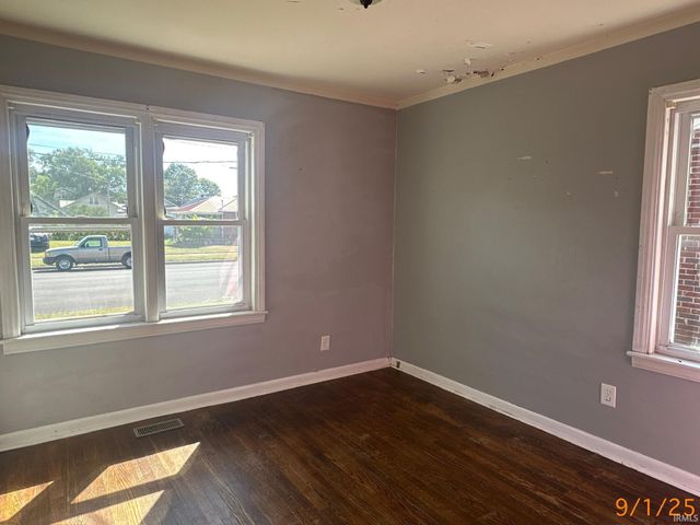 1233 11th Street, Tell City, IN 47586