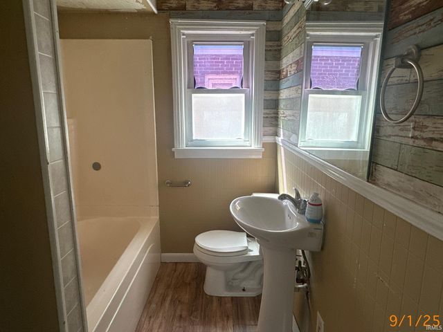 1233 11th Street, Tell City, IN 47586