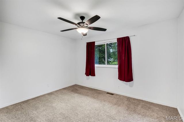 2916 Oriental Drive, Florissant, MO 63031