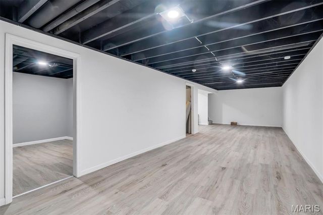 2916 Oriental Drive, Florissant, MO 63031