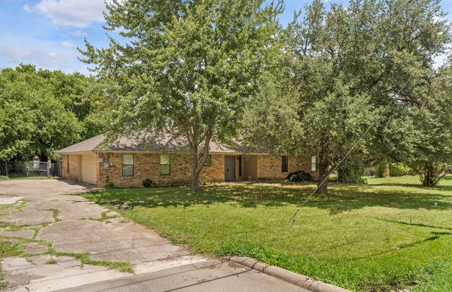 3509 Ames Road, Lancaster, TX 75134