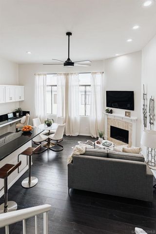 4652 Don Lorenzo Dr A, Los Angeles, CA 90008