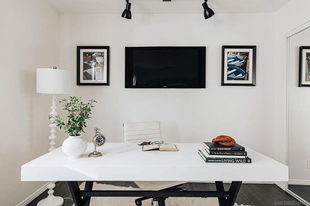 4652 Don Lorenzo Dr A, Los Angeles, CA 90008