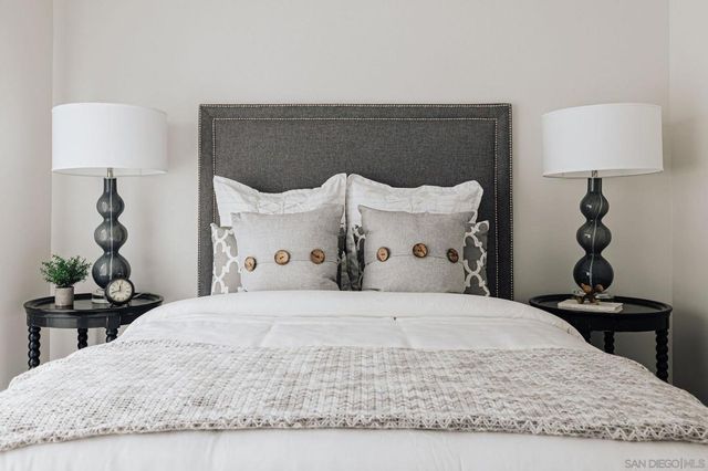 4652 Don Lorenzo Dr A, Los Angeles, CA 90008