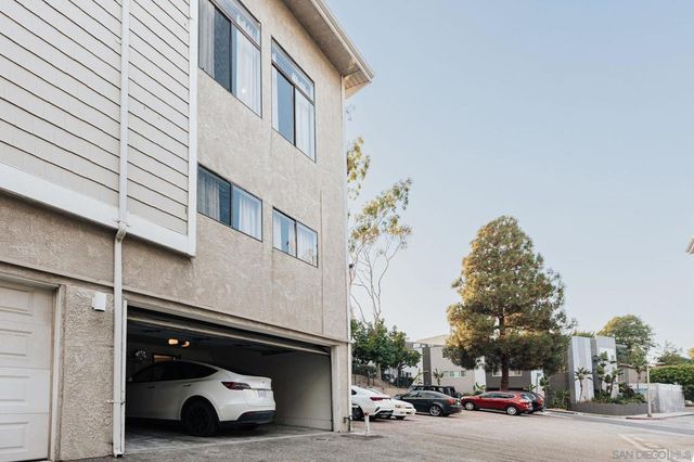 4652 Don Lorenzo Dr A, Los Angeles, CA 90008