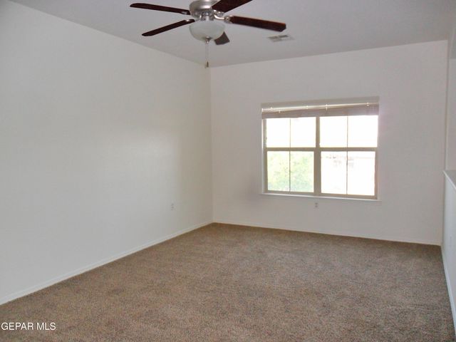 13864 HOLLYWOOD Drive, Horizon City, TX 79928
