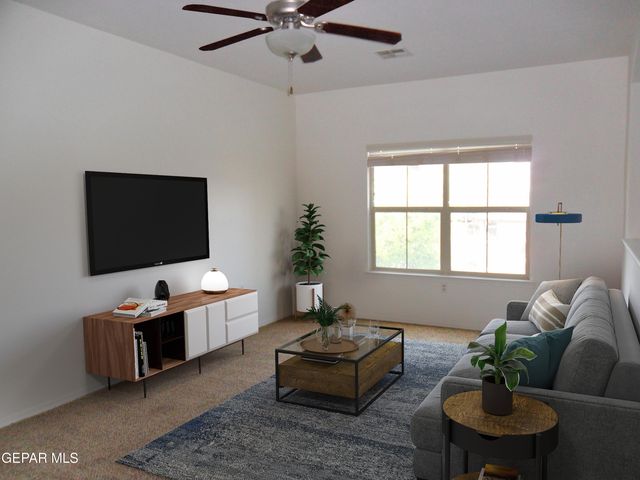 13864 HOLLYWOOD Drive, Horizon City, TX 79928