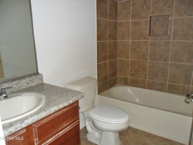 13864 HOLLYWOOD Drive, Horizon City, TX 79928