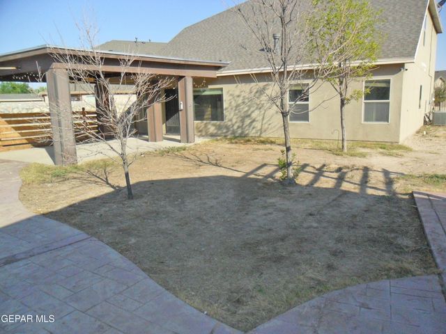 13864 HOLLYWOOD Drive, Horizon City, TX 79928