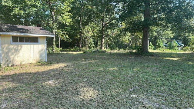 220 Cherokee Trail, Livingston, TX 77351