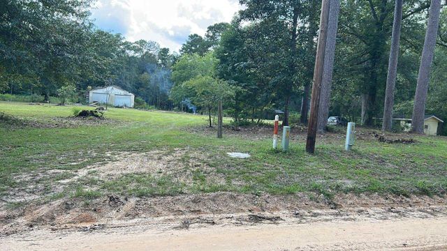 220 Cherokee Trail, Livingston, TX 77351