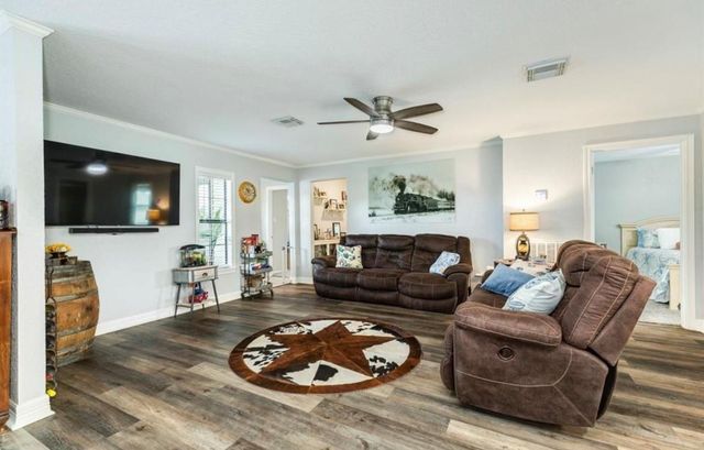 131 Bastrop Bayou Drive, Angleton, TX 77515