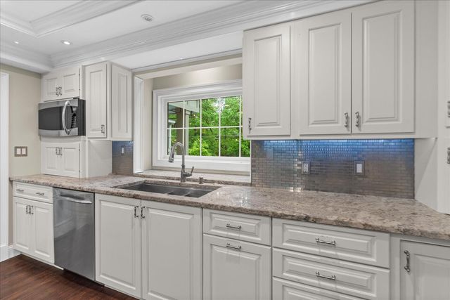 6301 Forest Park Drive, Signal Mountain, TN 37377