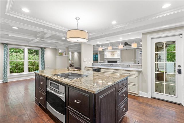 6301 Forest Park Drive, Signal Mountain, TN 37377