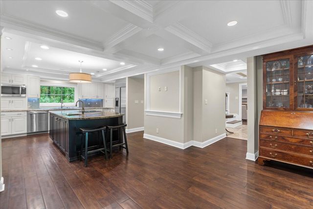 6301 Forest Park Drive, Signal Mountain, TN 37377
