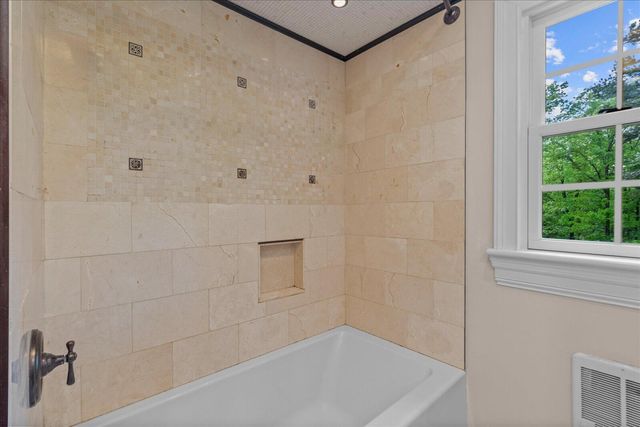 6301 Forest Park Drive, Signal Mountain, TN 37377