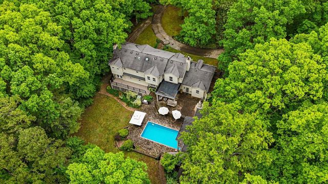 6301 Forest Park Drive, Signal Mountain, TN 37377