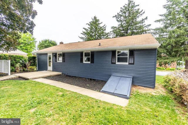 575 GRANT DR, Hanover, PA 17331
