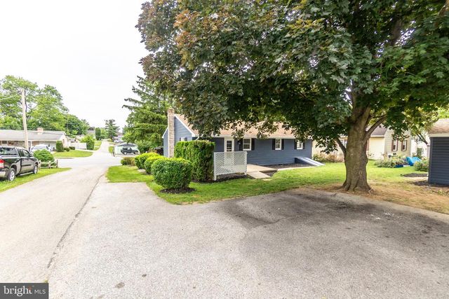575 GRANT DR, Hanover, PA 17331