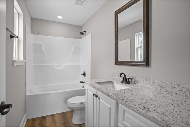 1003 Browns Bridge Rd., Hattiesburg, MS 39401