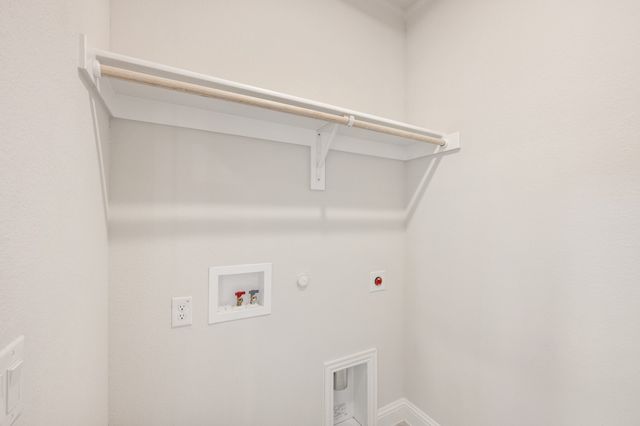 221 Coronado Court, Granbury, TX 76049