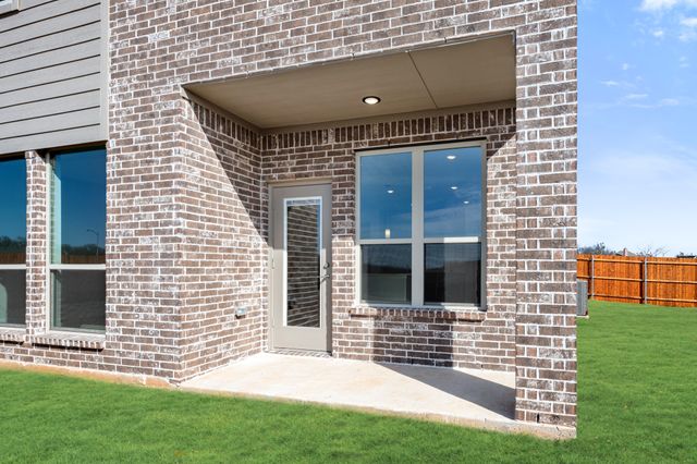 221 Coronado Court, Granbury, TX 76049