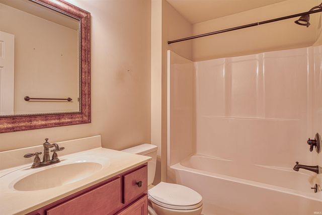 4530 Mystic Court, Evansville, IN 47715