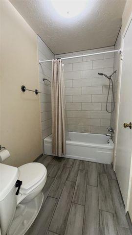 7336 Crownwest Street 7336, Houston, TX 77072