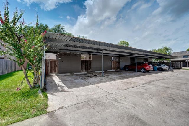 7336 Crownwest Street 7336, Houston, TX 77072