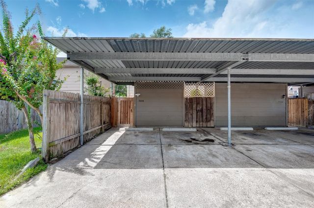 7336 Crownwest Street 7336, Houston, TX 77072