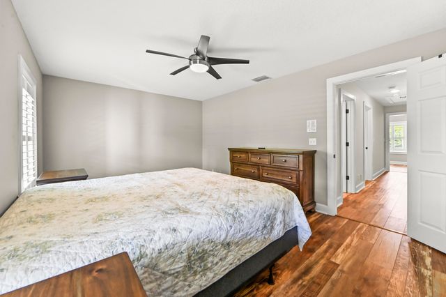 5703 Lago Del Sol Drive, Lake Worth, FL 33449