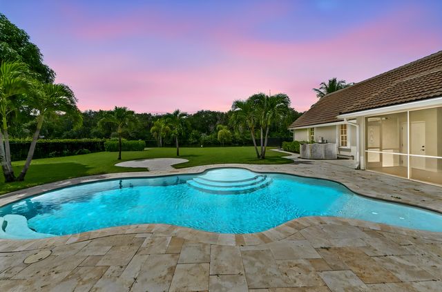 5703 Lago Del Sol Drive, Lake Worth, FL 33449