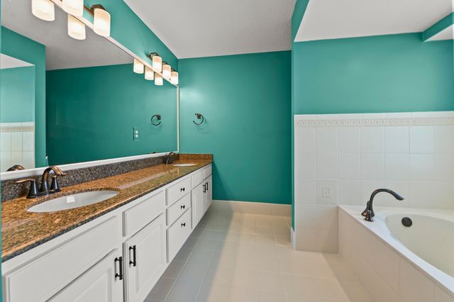5703 Lago Del Sol Drive, Lake Worth, FL 33449