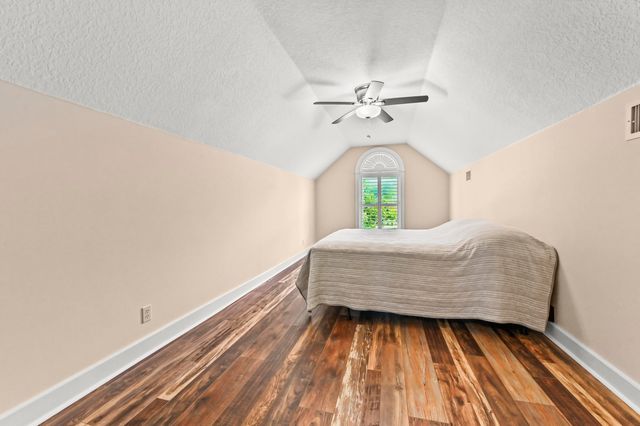 5703 Lago Del Sol Drive, Lake Worth, FL 33449