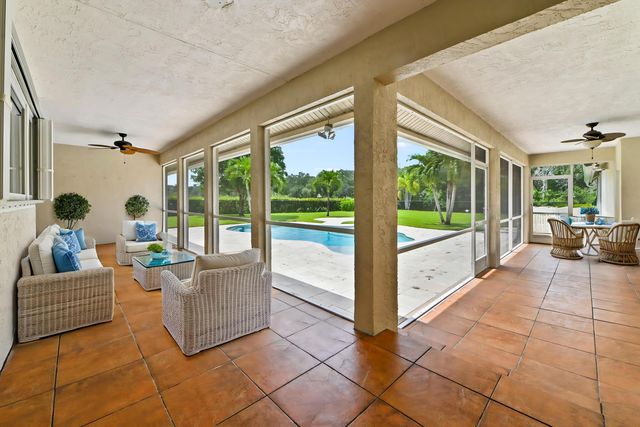 5703 Lago Del Sol Drive, Lake Worth, FL 33449