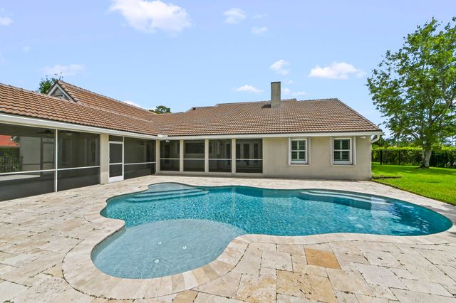5703 Lago Del Sol Drive, Lake Worth, FL 33449