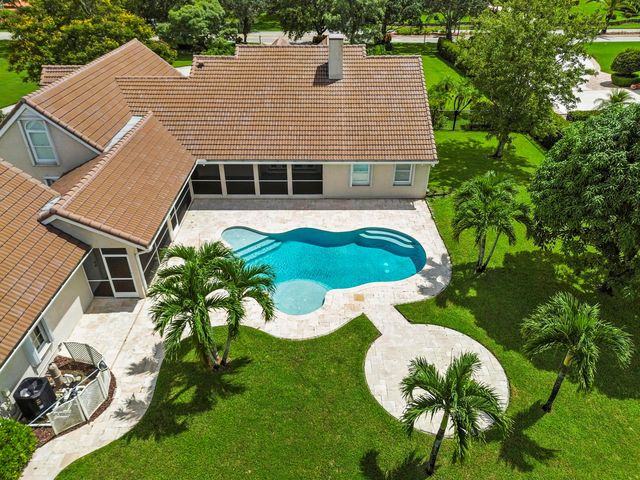 5703 Lago Del Sol Drive, Lake Worth, FL 33449