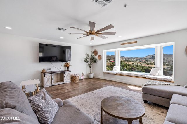 2807 Clanfield Street, Acton, CA 93510