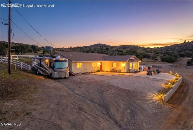 2807 Clanfield Street, Acton, CA 93510