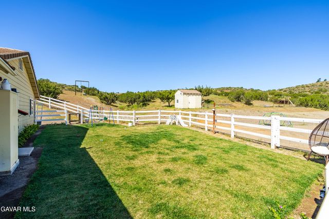 2807 Clanfield Street, Acton, CA 93510