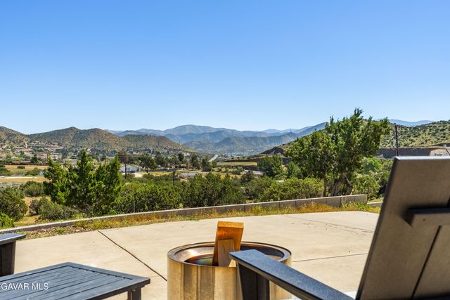 2807 Clanfield Street, Acton, CA 93510