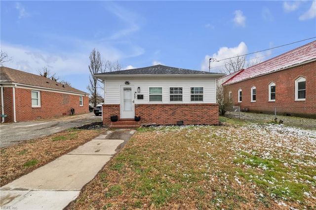 222 Division ST N, Suffolk, VA 23434