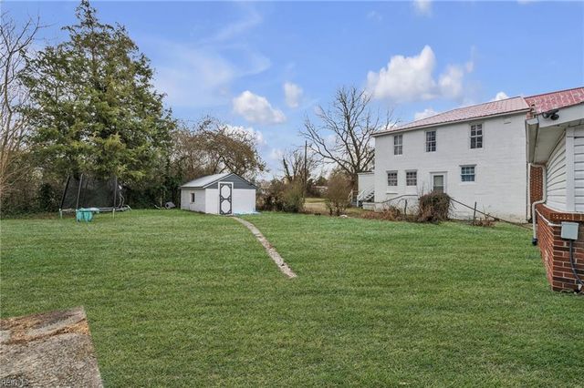 222 Division ST N, Suffolk, VA 23434