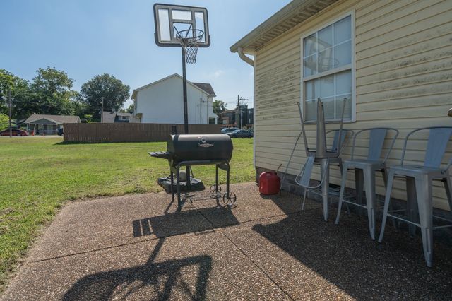 107 Cleveland St, Nashville, TN 37207