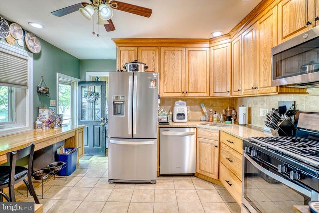 225 DIANE AVE, Hatboro, PA 19040