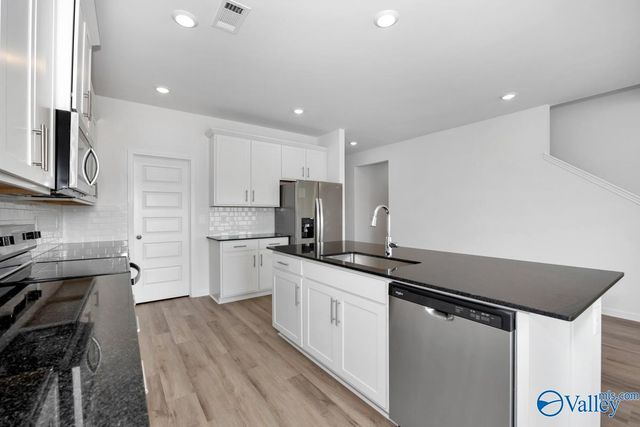 81 Wilcot Road, Meridianville, AL 35759