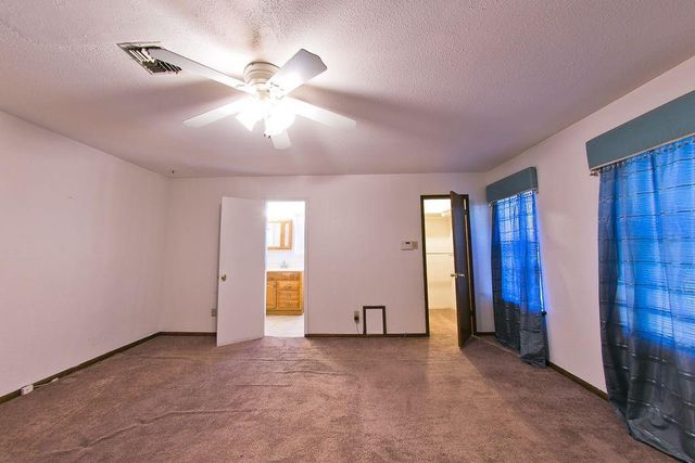 8435 Sterlingshire Street, Houston, TX 77078