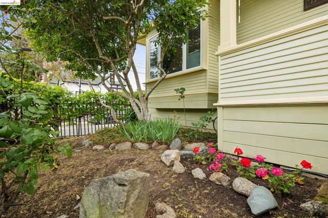 4720 Salem St, Emeryville, CA 94608